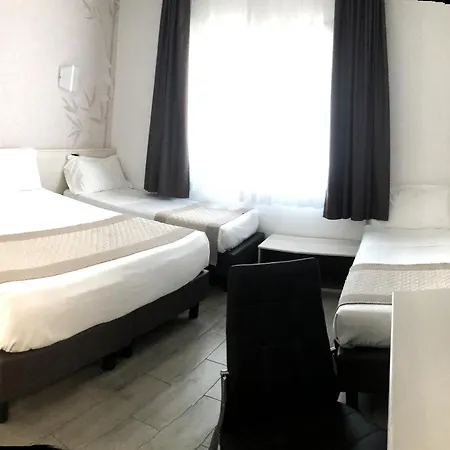 Ξενοδοχείο Nuova 3*