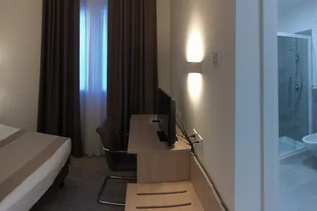 Ξενοδοχείο Nuova