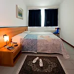 梅斯特诺瓦酒店 3*