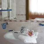 梅斯特诺瓦酒店 酒店