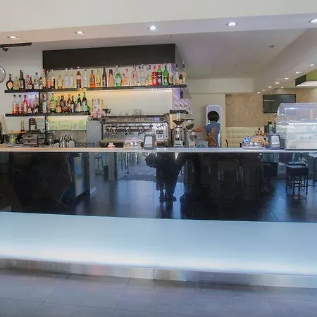 Nuova ホテル メストレ