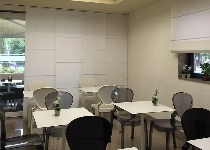 Hotel Nuova 3*
