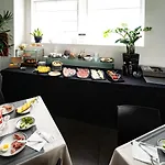 Nuova Hotel 3*
