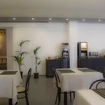 Nuova Hotel 3*