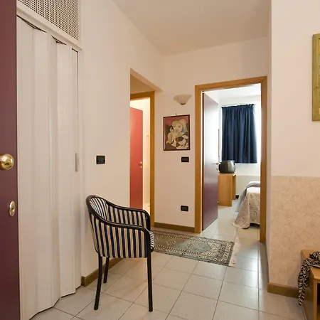 Nuova Hotel 3*